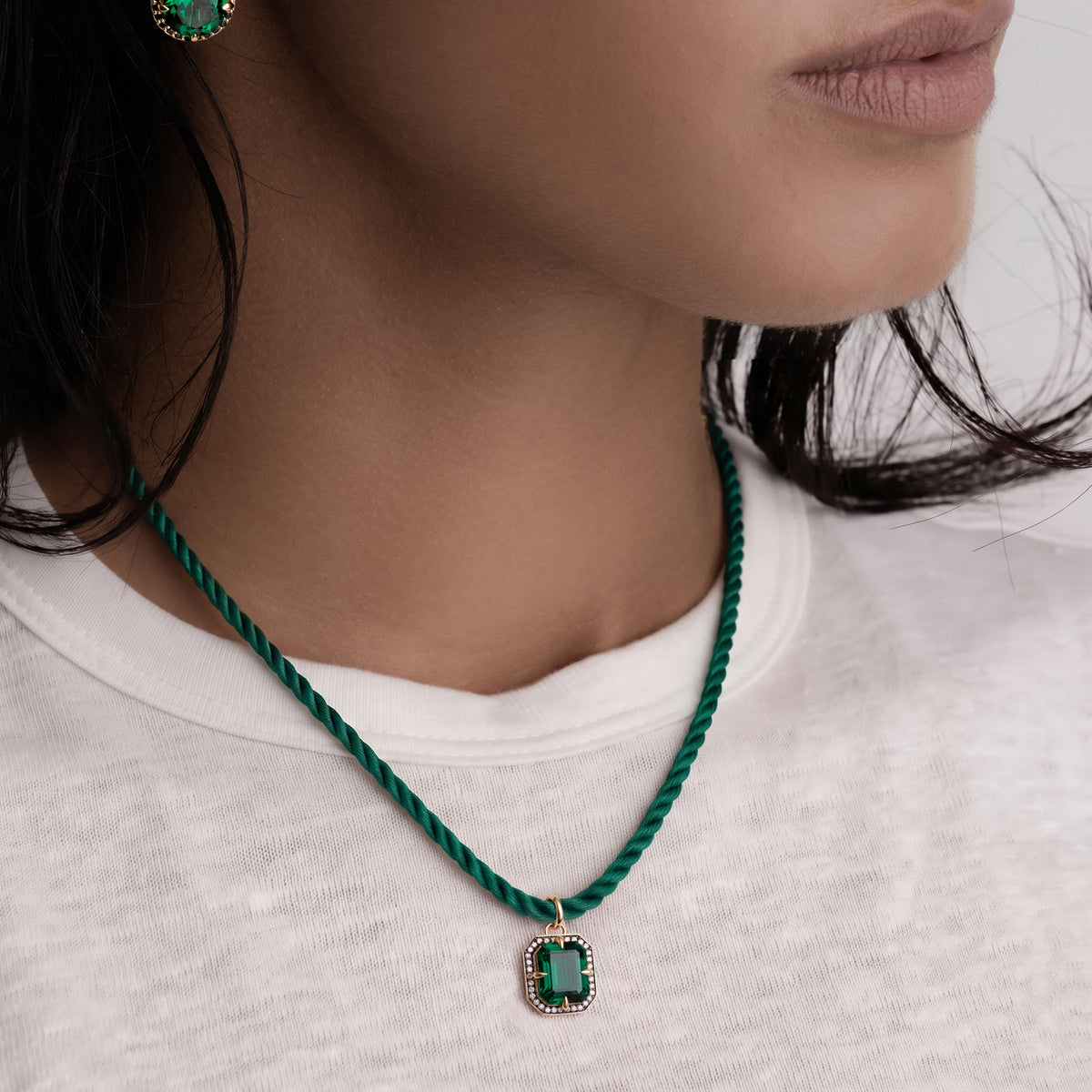 MOJAVE EMERALD NECKLACE-1