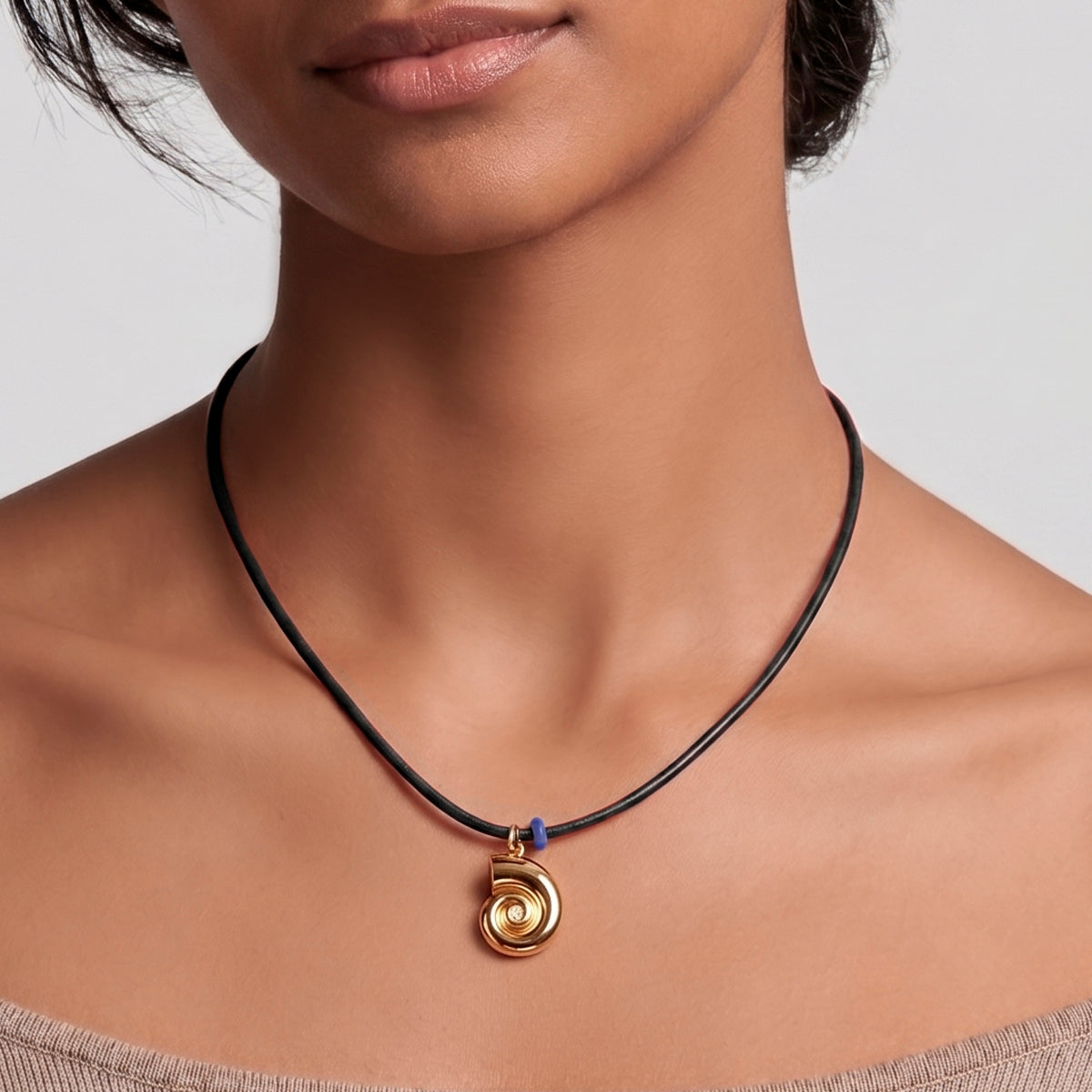 NATUILUS NECKLACE / BLACK-2