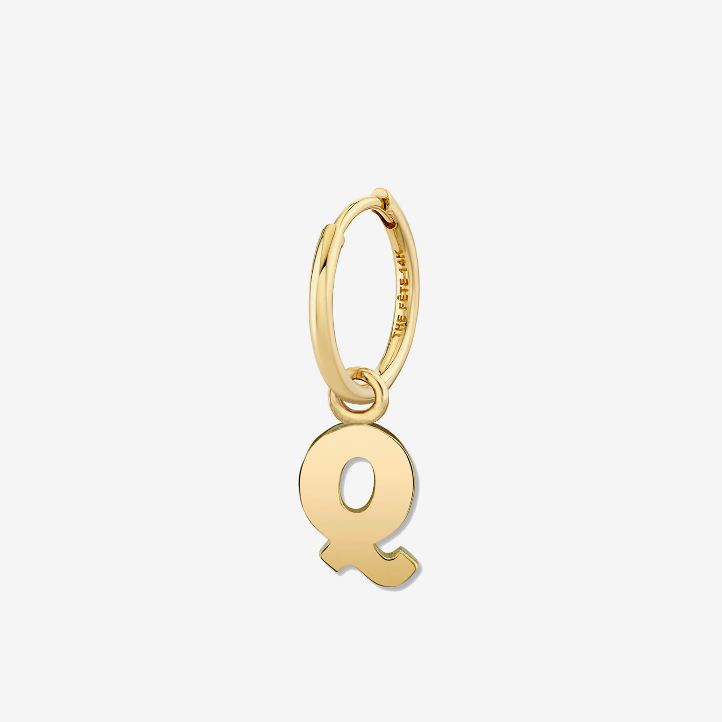 Q EARRING