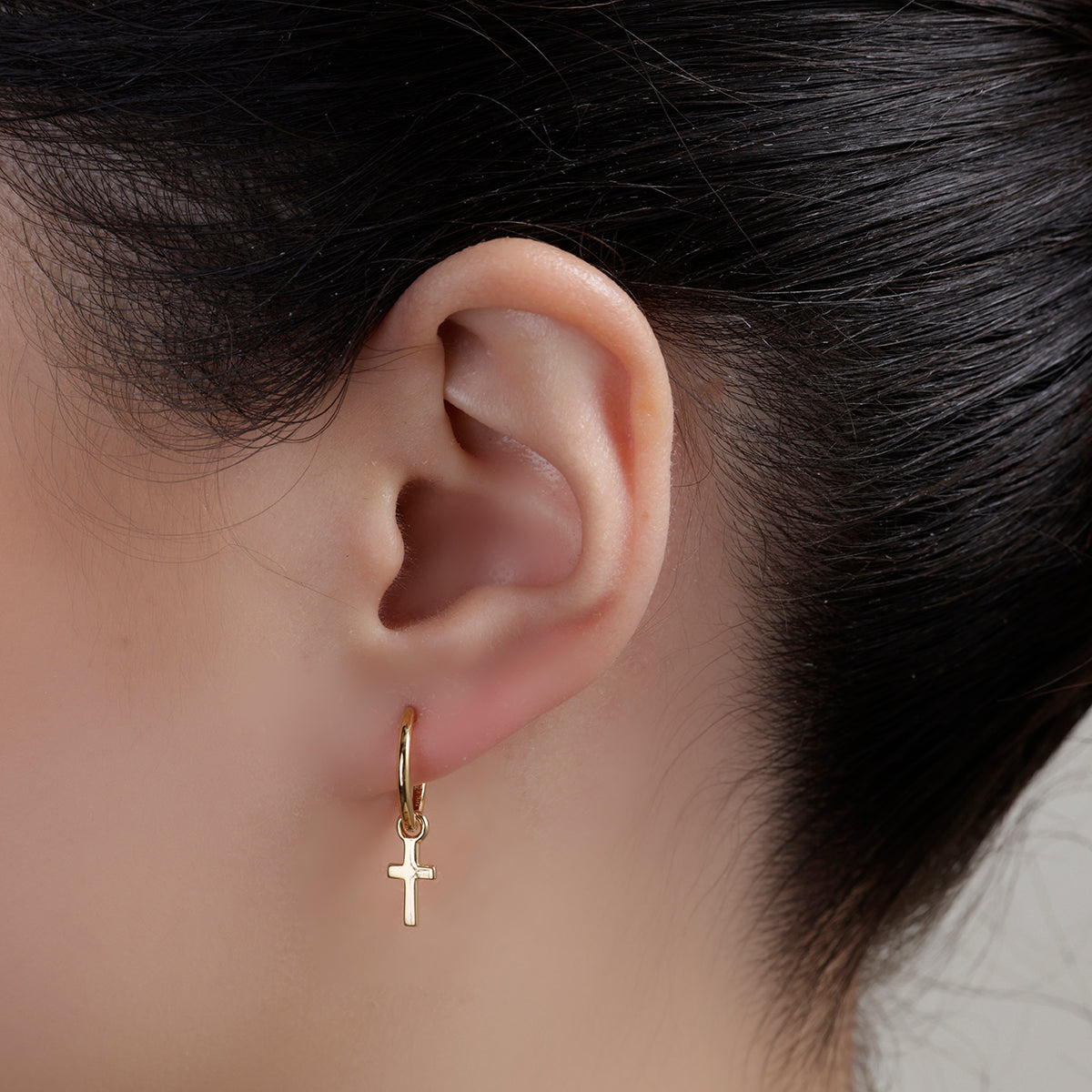 CROSS EARRING