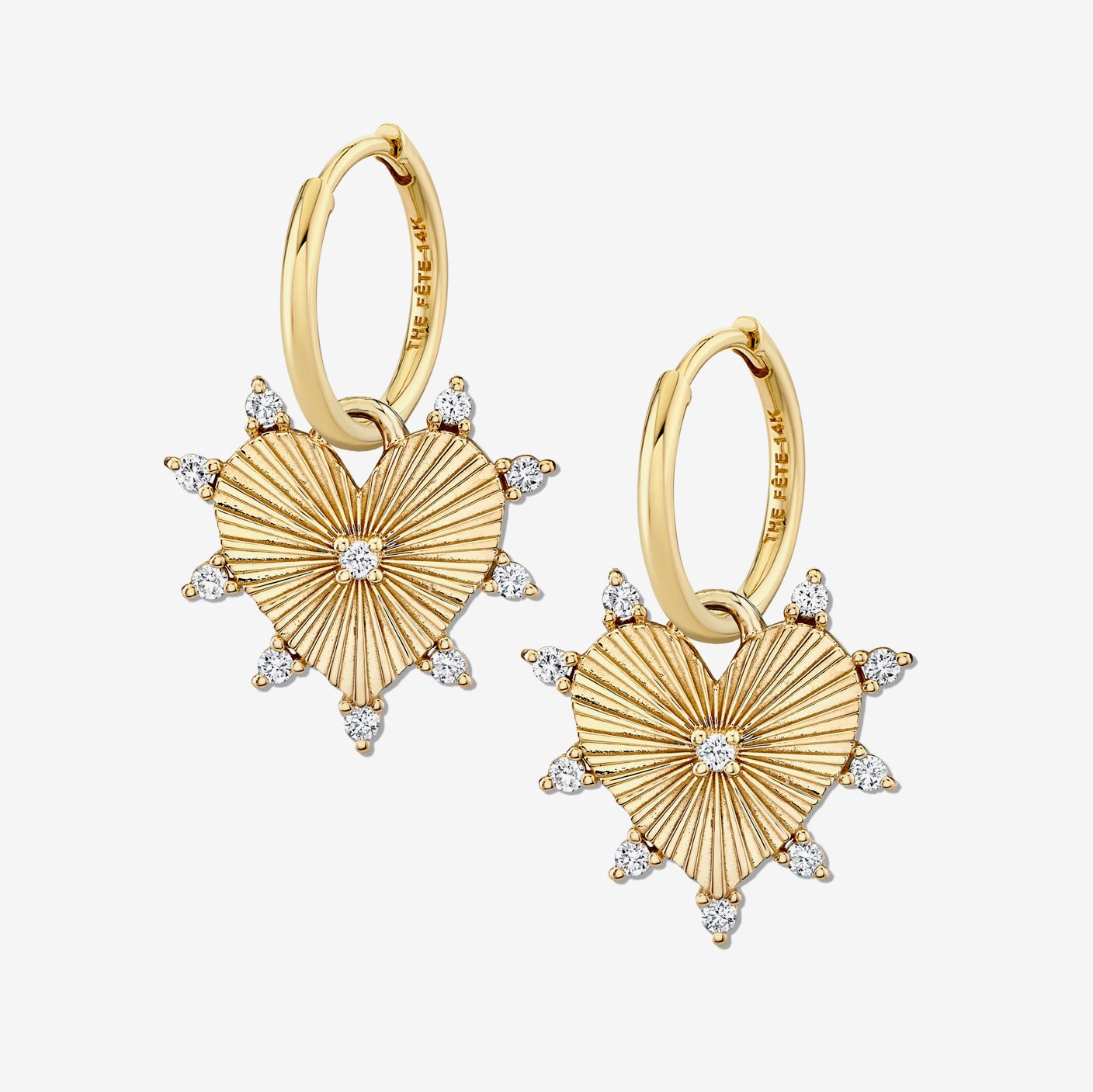 HALO HEART EARRINGS - The Fête