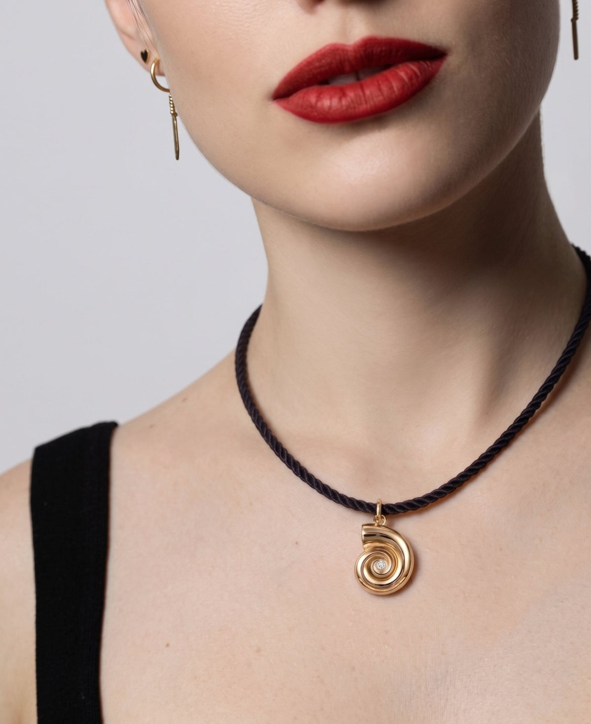 NAUTILUS NECKLACE / SATIN CORD - The Fête