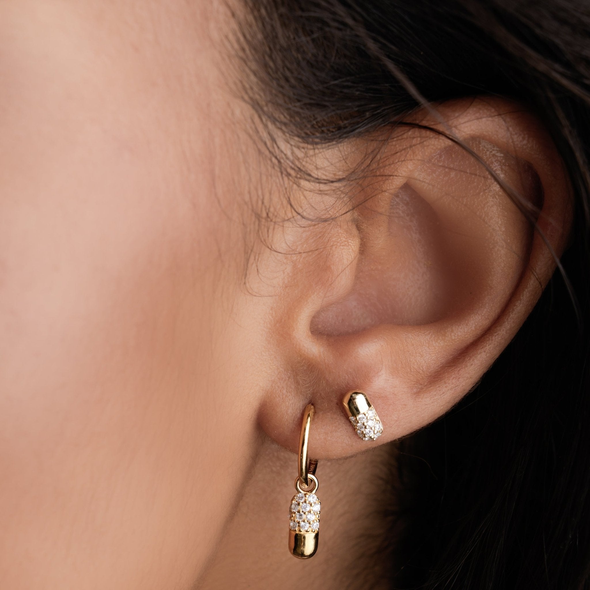 PILL EARRINGS - The Fête