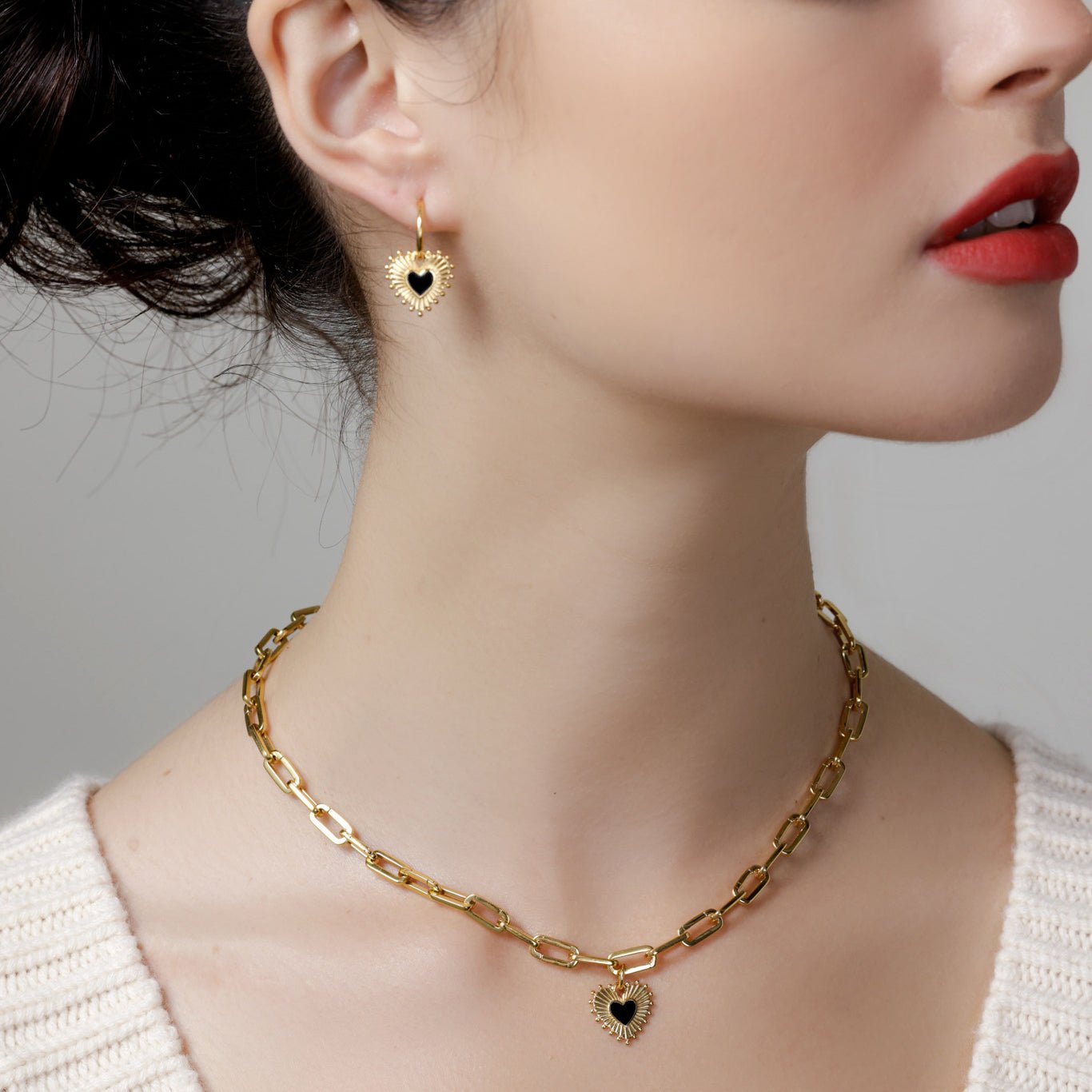 SACRED HEART CHARM / BLACK - The Fête