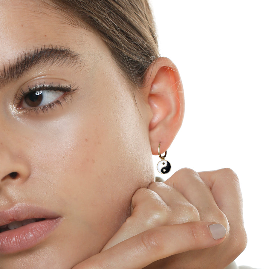 YIN YANG EARRINGS / DIAMONDS-2