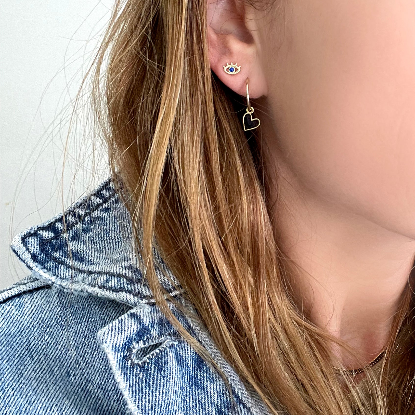 EVIL EYE STUD / SAPPHIRE